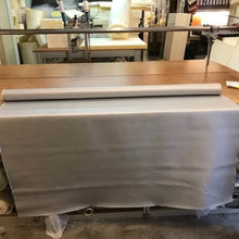 Meubelstof skai zilver